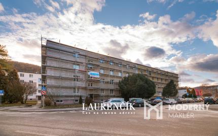 REZERVOVANÉ | 1-izbový byt v Trenčianskych Tepliciach s investičným potenciálom