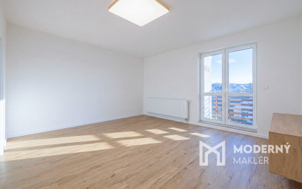 Na predaj zrekonštruovaný 3-izbový byt v obci Malcov