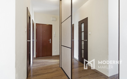 Na predaj slnečný 3,5-izbový byt v Nitre na sídlisku Klokočina