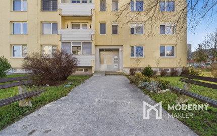 Na predaj slnečný 3,5-izbový byt v Nitre na sídlisku Klokočina