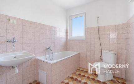 Na predaj dvojpodlažný rodinný dom v Kvetoslavove