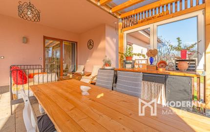 Na predaj rodinný dom s možnosťou ďalšej výstavby v Macove