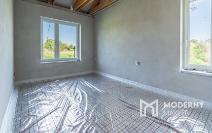 Na predaj moderný 4-izbový rodinný dom v Šoporni