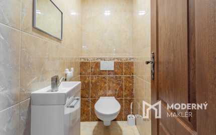 Na predaj zrekonštruovaný rodinný dom v Pate