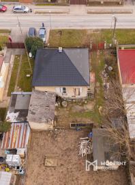 Na predaj rodinný dom s veľkým pozemkom v obci Šalgočka