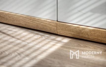 Na predaj veľkometrážny 3-izbový byt v Martine - Priekopa