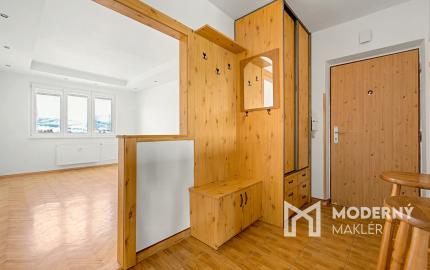 Na predaj 3-izbový byt s veľkou loggiou v Martin-Sever