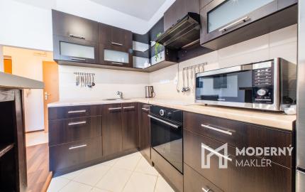 Na prenájom zariadený 2-izbový byt s parkovaním v Poprade