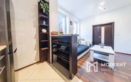 Na prenájom zariadený 2-izbový byt s parkovaním v Poprade