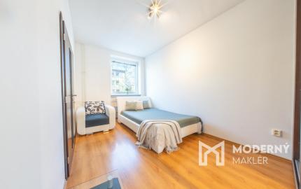 Na prenájom zariadený 2-izbový byt s parkovaním v Poprade