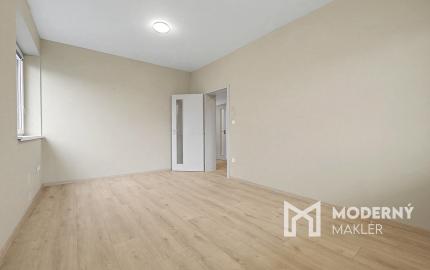 Na predaj 4-izbový rodinný dom v obci Divina