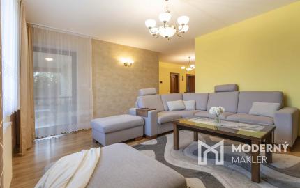 Na prenájom rodinný dom s garážou a terasou v centre Šamorína