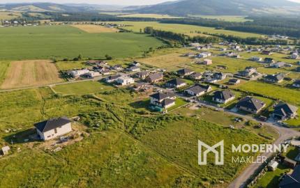 Na predaj rovinatý pozemok obec Zubrohlava - Námestovo.