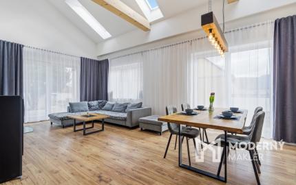 Na predaj moderný 4-izbový rodinný dom s bazénom v Bučanoch