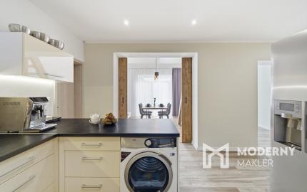 Na predaj moderný 4-izbový rodinný dom s bazénom v Bučanoch