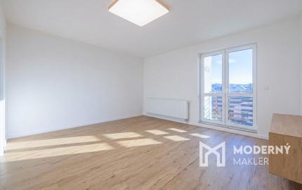 Na predaj zrekonštruovaný 3-izbový byt v obci Malcov