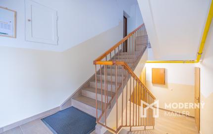 Na predaj zrekonštruovaný 3-izbový byt v obci Malcov