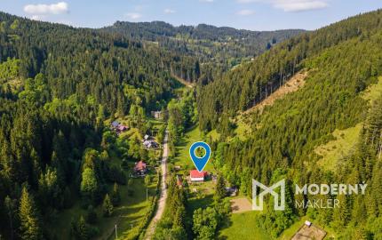 Na predaj rodinný dom s bazénom v obci Makov-Potok