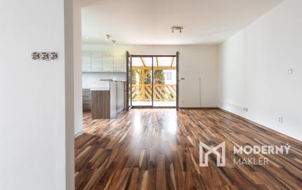 Na predaj 4-izbový dom s dvoma terasami v obci Horné Srnie