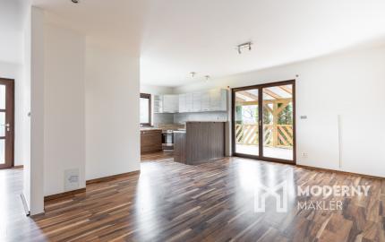 Na predaj 4-izbový dom s dvoma terasami v obci Horné Srnie