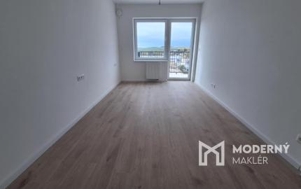 Na predaj 3-izbový byt s terasou v Bánovciach nad Bebravou