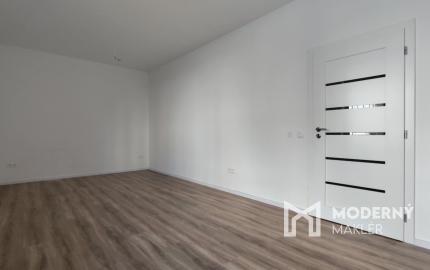 Na predaj priestranný 2-izbový byt v Bánovciach nad Bebravou