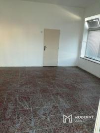 Na prenájom /výrobno-skladovacie priestory/ Prusy