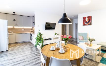 Na predaj zariadený 3-izbový byt s parkingom v Liptovskom Mikuláši