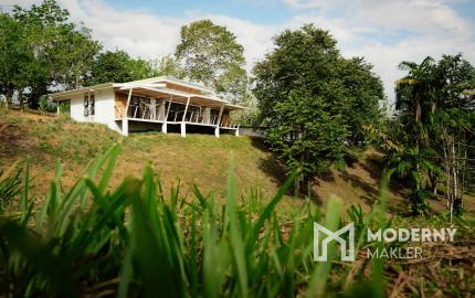 Na predaj investičná 3-izbová vila na polostrove Osa na Kostarike