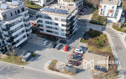 Na predaj priestranný 2-izbový byt s parkovaním v Dúbravke