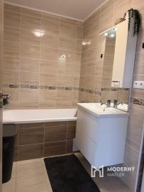 Na prenájom 3 izbový s 2 balkónmi na sídlisku JUH v Malackách