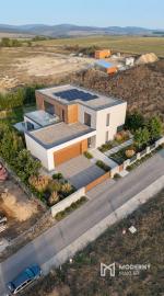 Na predaj pozemok v Ivanke pri Dunaji