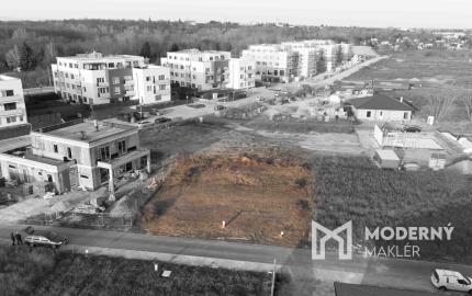 Na predaj pozemok v Ivanke pri Dunaji