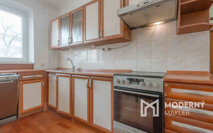 Na prenájom 2-izbový byt v centre Martina