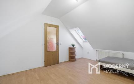 Na predaj 4-izbový mezonetový byt s 2 balkónmi v centre mesta Malacky