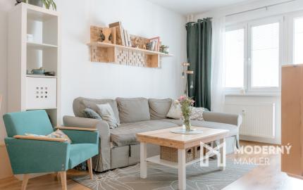 Na prenájom kompletne zariadený 2-izbový byt v centre Martina