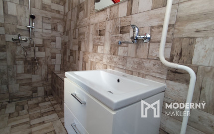 Na predaj prerobený dom s potenciálom v Dolných Našticiach