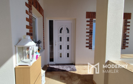 Na predaj prerobený dom s potenciálom v Dolných Našticiach