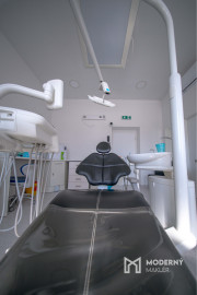 Zubná ambulancia pripravená na okamžité prevádzkovanie v Pobedime