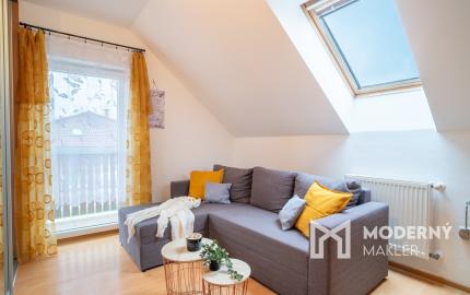 Na predaj zariadený dvojpodlažný rodinný dom kúsok od Serede