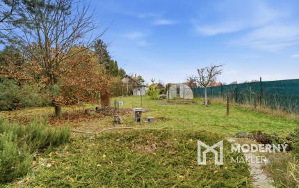 Na predaj rodinný dom s veľkorysým pozemkom v obci Kyselica