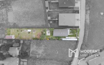 Na predaj rodinný dom s veľkorysým pozemkom v obci Kyselica