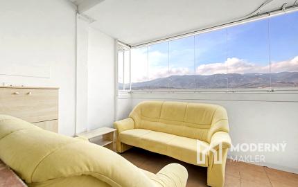 Na predaj 3-izbový byt s veľkou loggiou v Martin-Sever