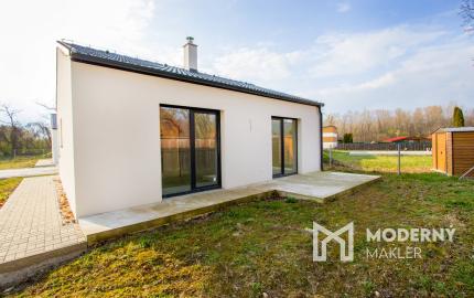 Na predaj rekreačnú chatu s pozemkom v obci Blahová-Madarász