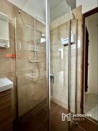 VIDEO, ZNÍŽENÁ CENA 10-izbový rodinný dom, ÚP 340m2, pozemok 638m2