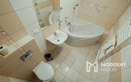 Na predaj elegantný kongresový Hotel Elite v Novej Dubnici