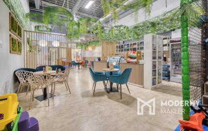 Na odstúpenie zabehnutá kaviareň s detským ihriskom