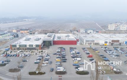 Na odstúpenie zabehnutá kaviareň s detským ihriskom