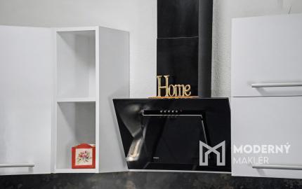 Na predaj luxusná rekreačná chata v obci Stará Lesná