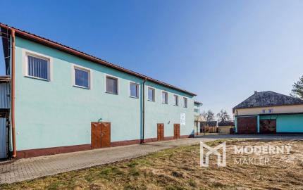 Na predaj výrobná hala s administratívnou časťou pri Lučenci